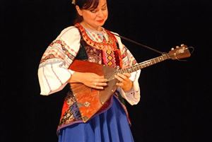Lịch sử cây đàn Balalaika của Nga