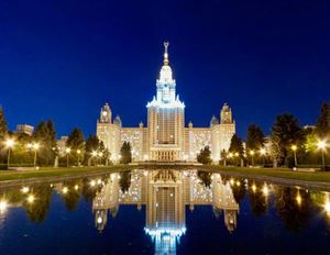 Vẻ đẹp trường đại học lớn nhất nước Nga